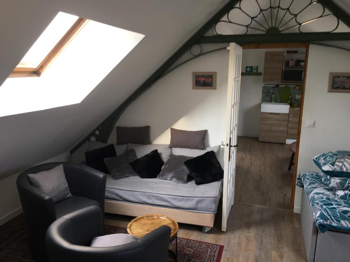 Gite D'Etape Du Tilleul, 4-8 Personnes La Celle-les-Bordes Extérieur photo