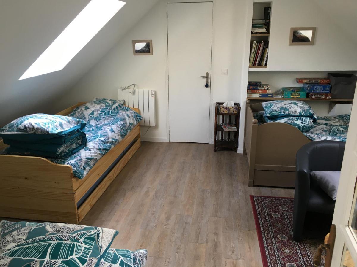 Gite D'Etape Du Tilleul, 4-8 Personnes La Celle-les-Bordes Extérieur photo