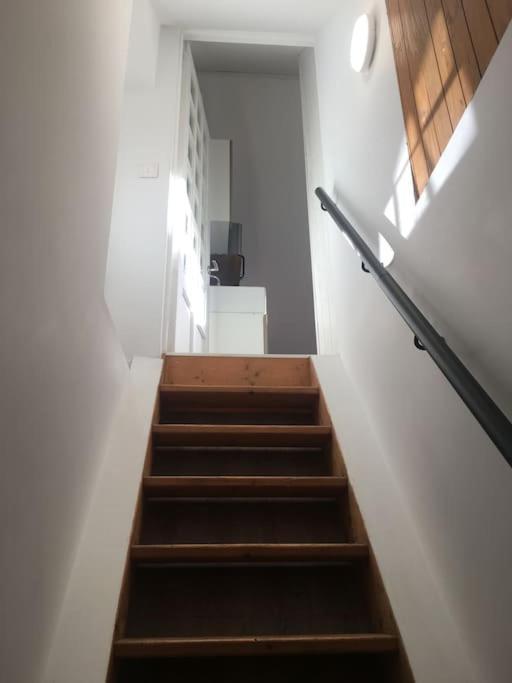 Gite D'Etape Du Tilleul, 4-8 Personnes La Celle-les-Bordes Extérieur photo